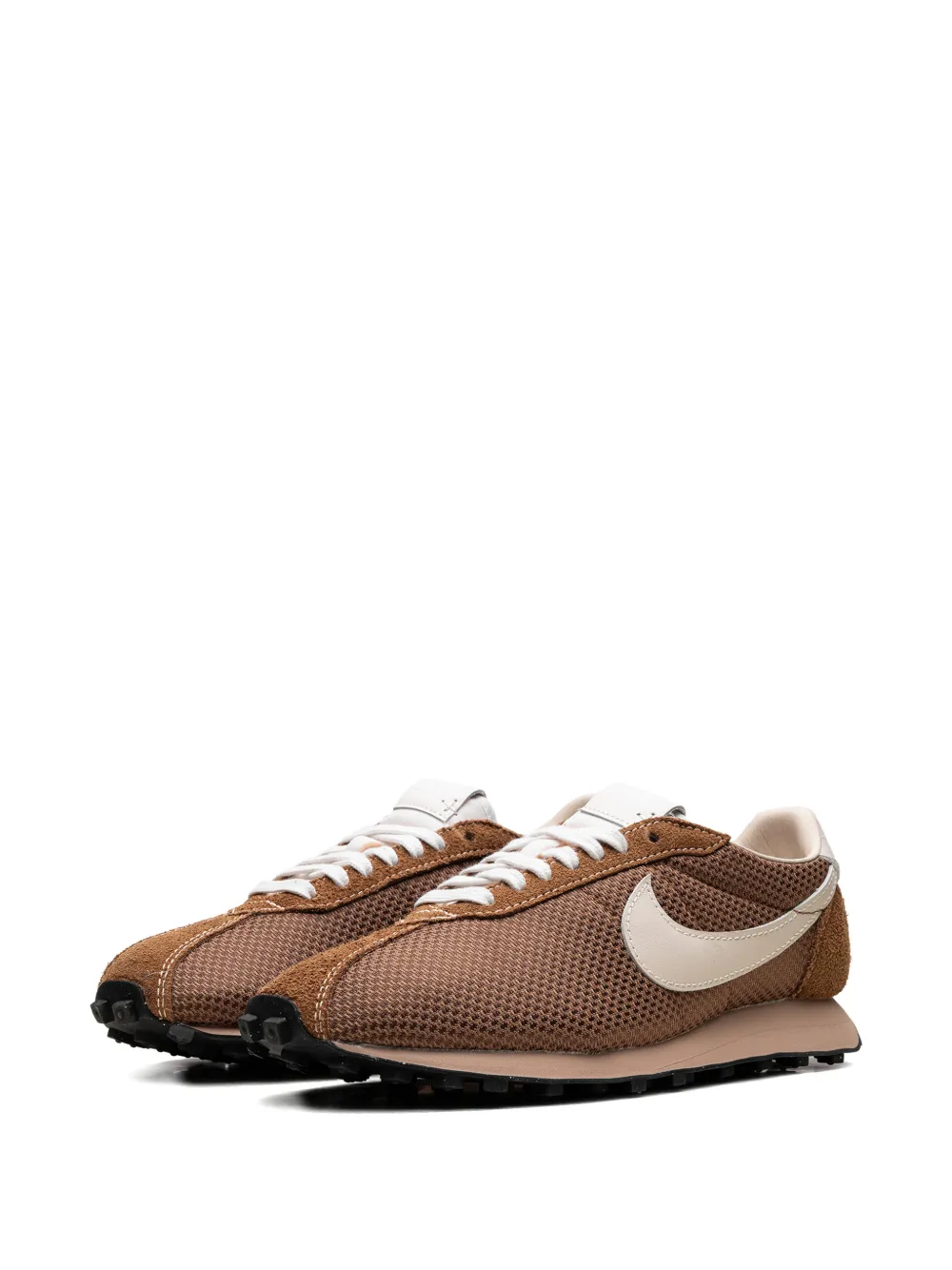 Nike Sneakers met logodetail Bruin