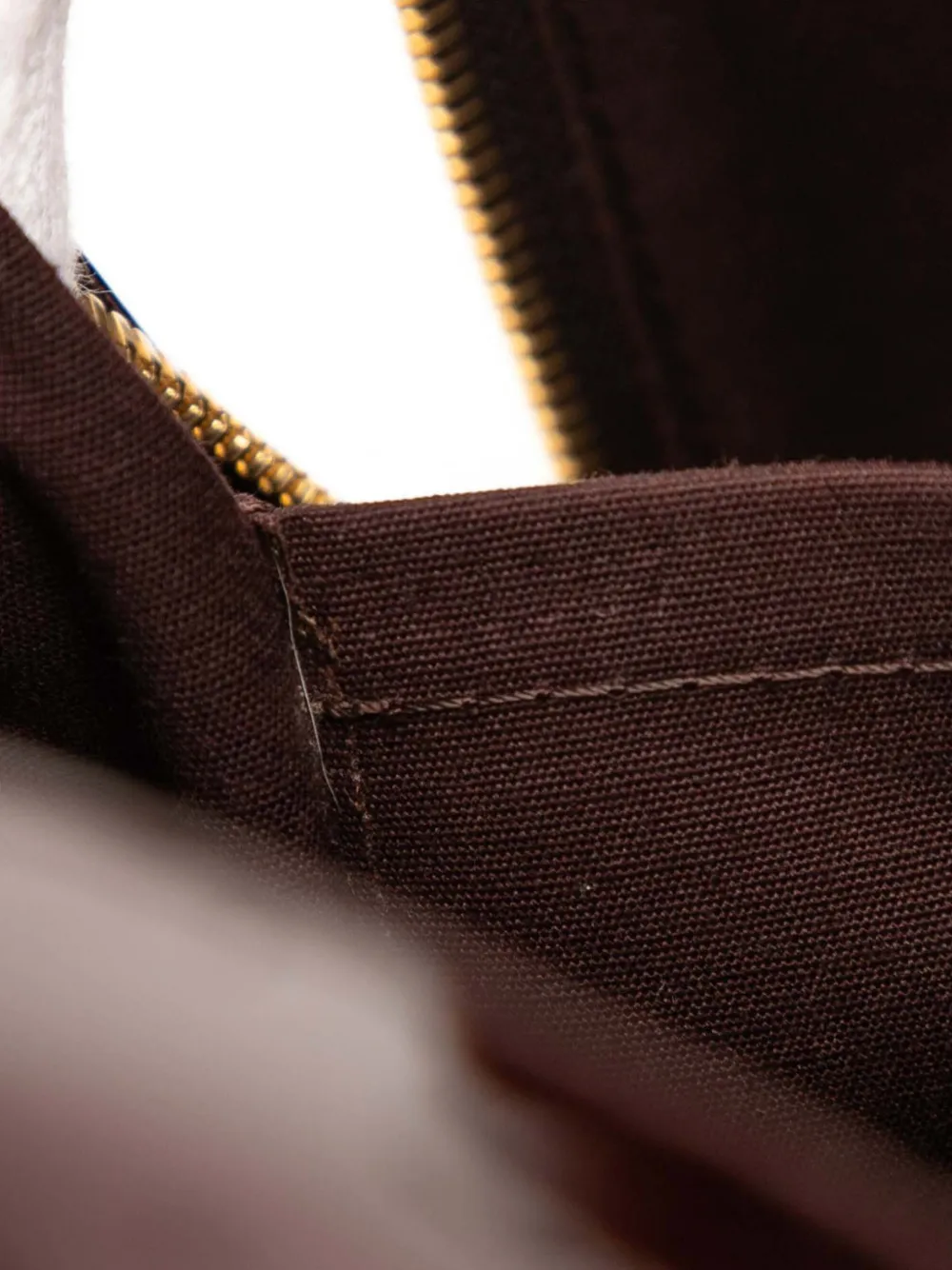 LOUIS VUITTON Pre-owned 2007-2018 Monogram Vernis Summit Drive Handbag In Purple