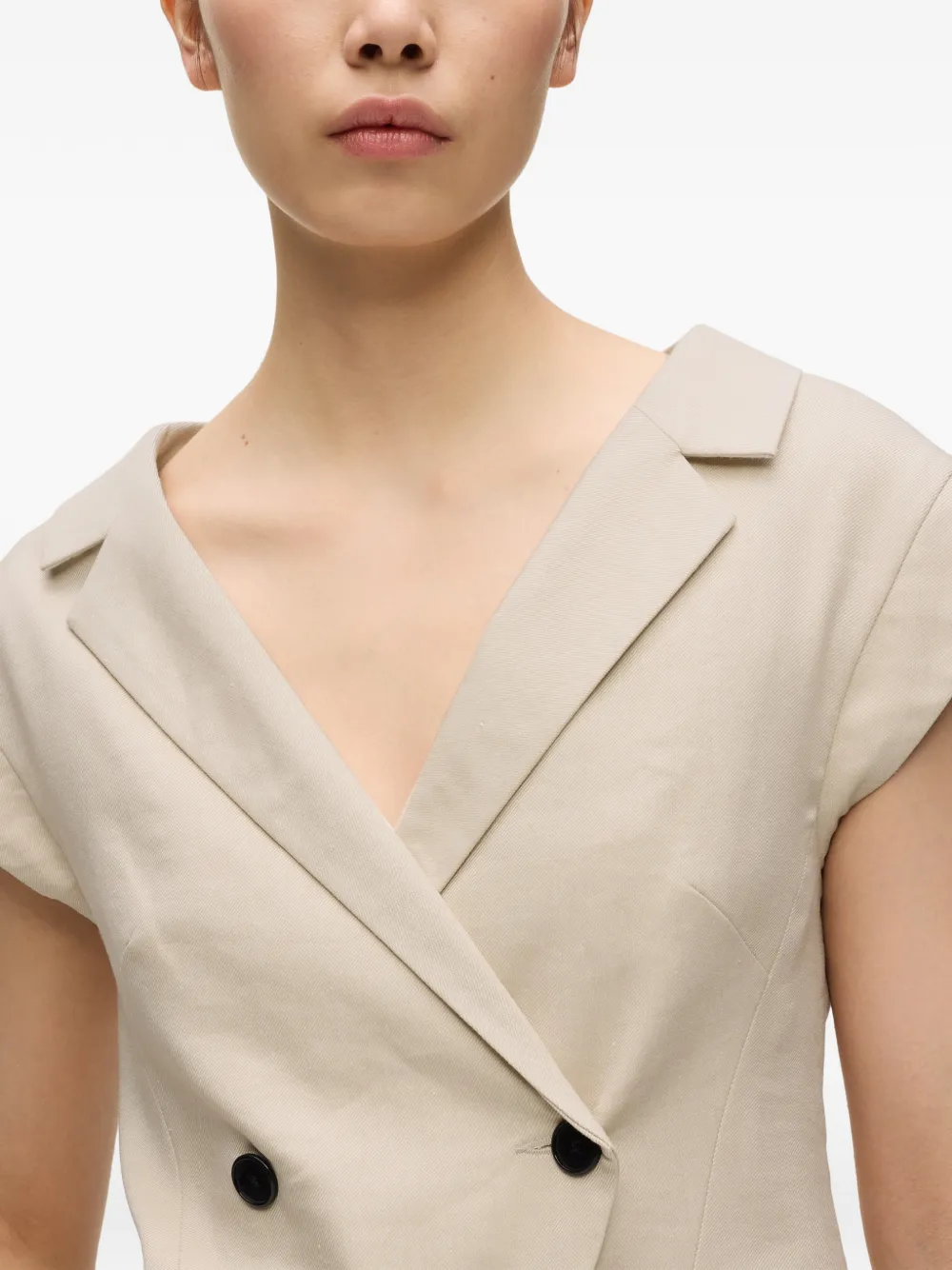 Karl Lagerfeld Top met dubbele rij knopen en korte mouwen Beige
