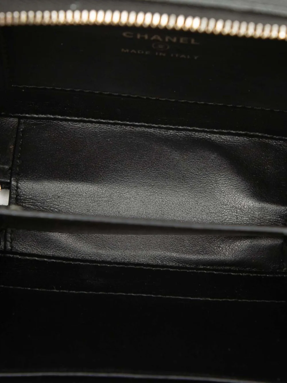 CHANEL Pre-owned 2018 Mini Caviar Cc Filigree Vanity Case Satchel In Black