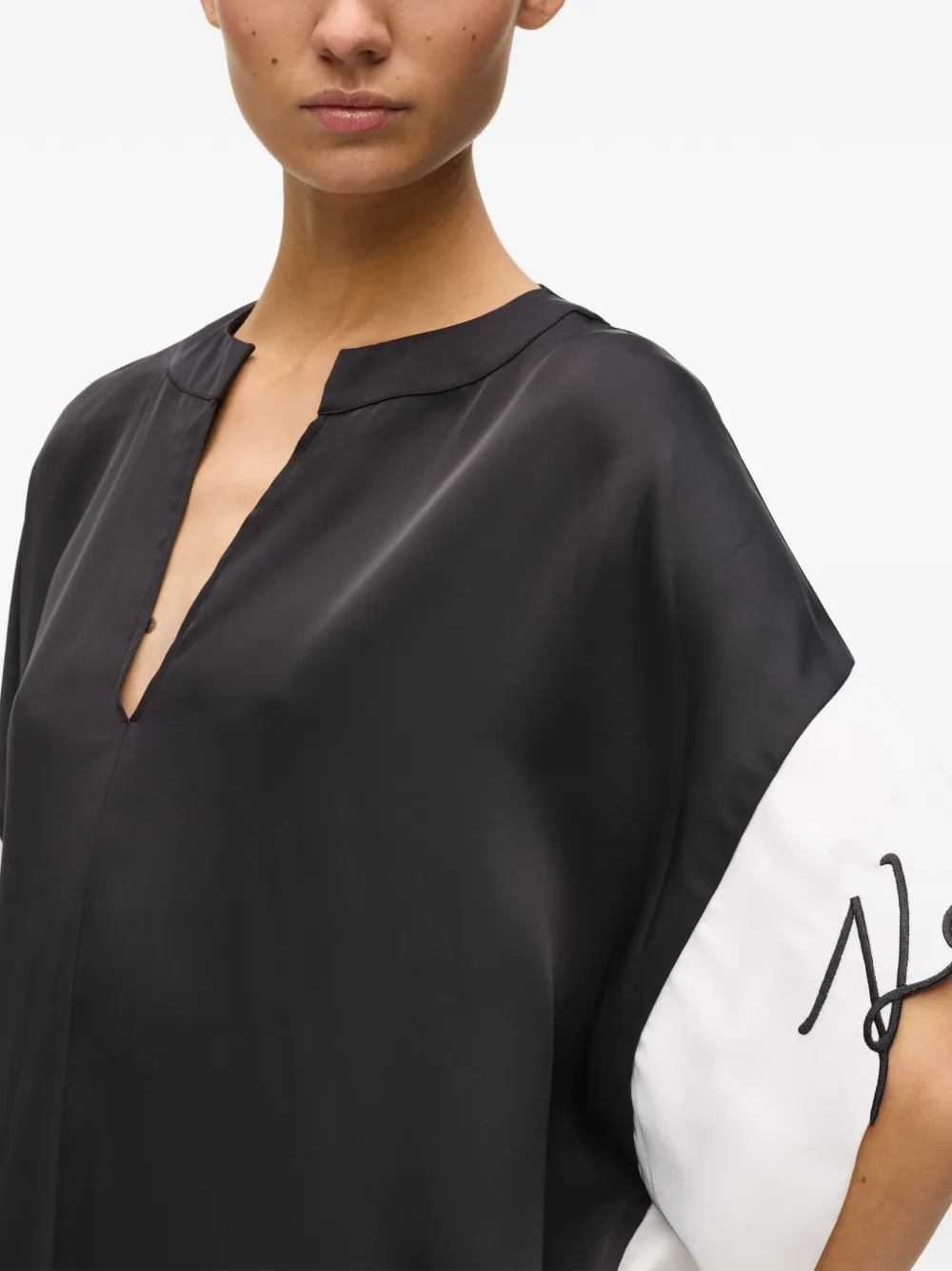 Karl Lagerfeld Mini-jurk met colourblocking en V-hals Zwart