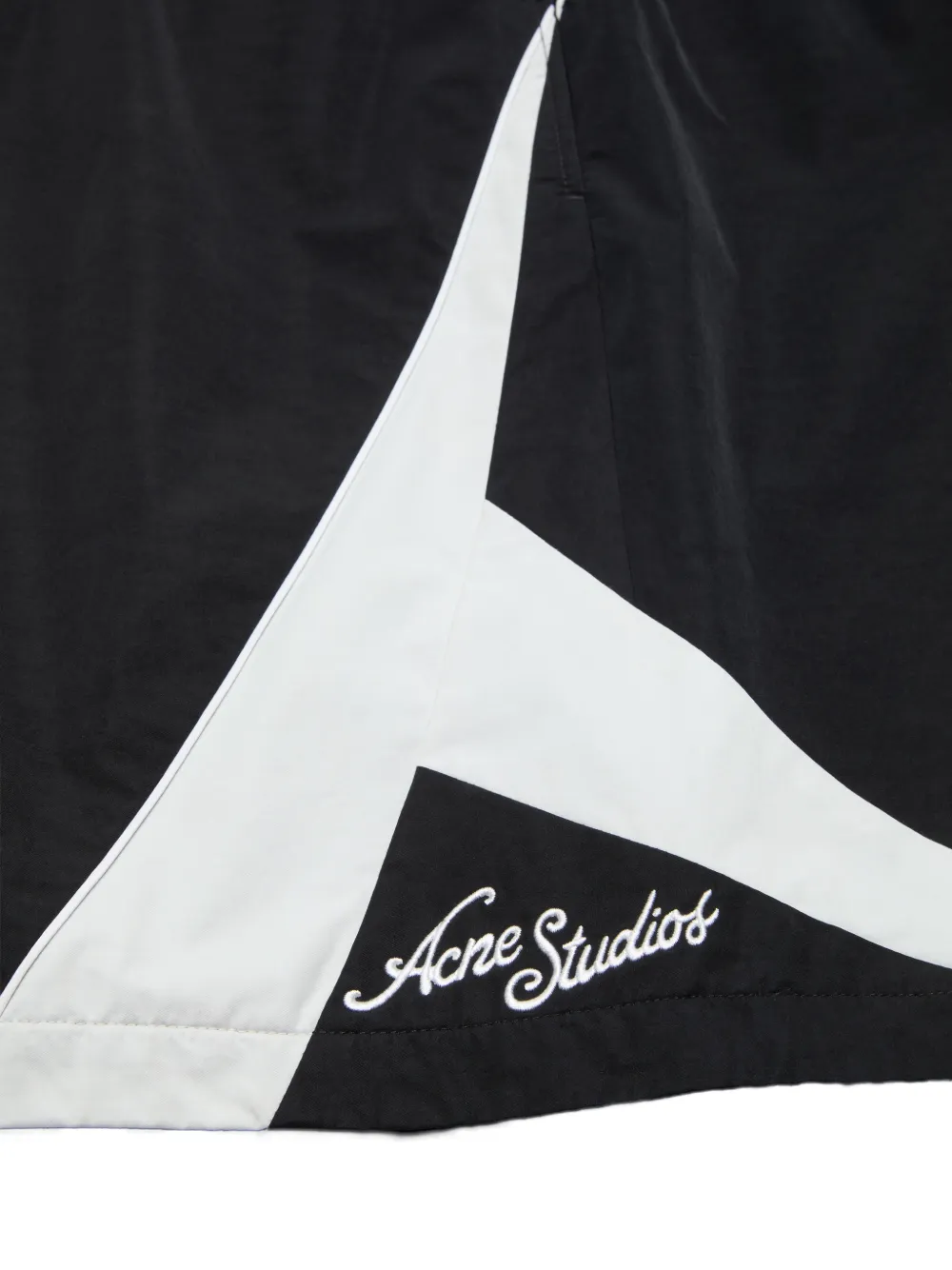 contrast panel shorts