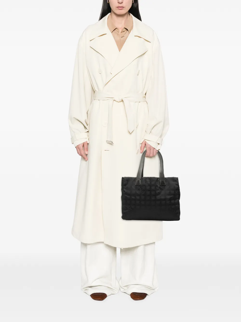 CHANEL Pre-owned 2002-2003 New Travel Line Nylon Tote Bag In Black