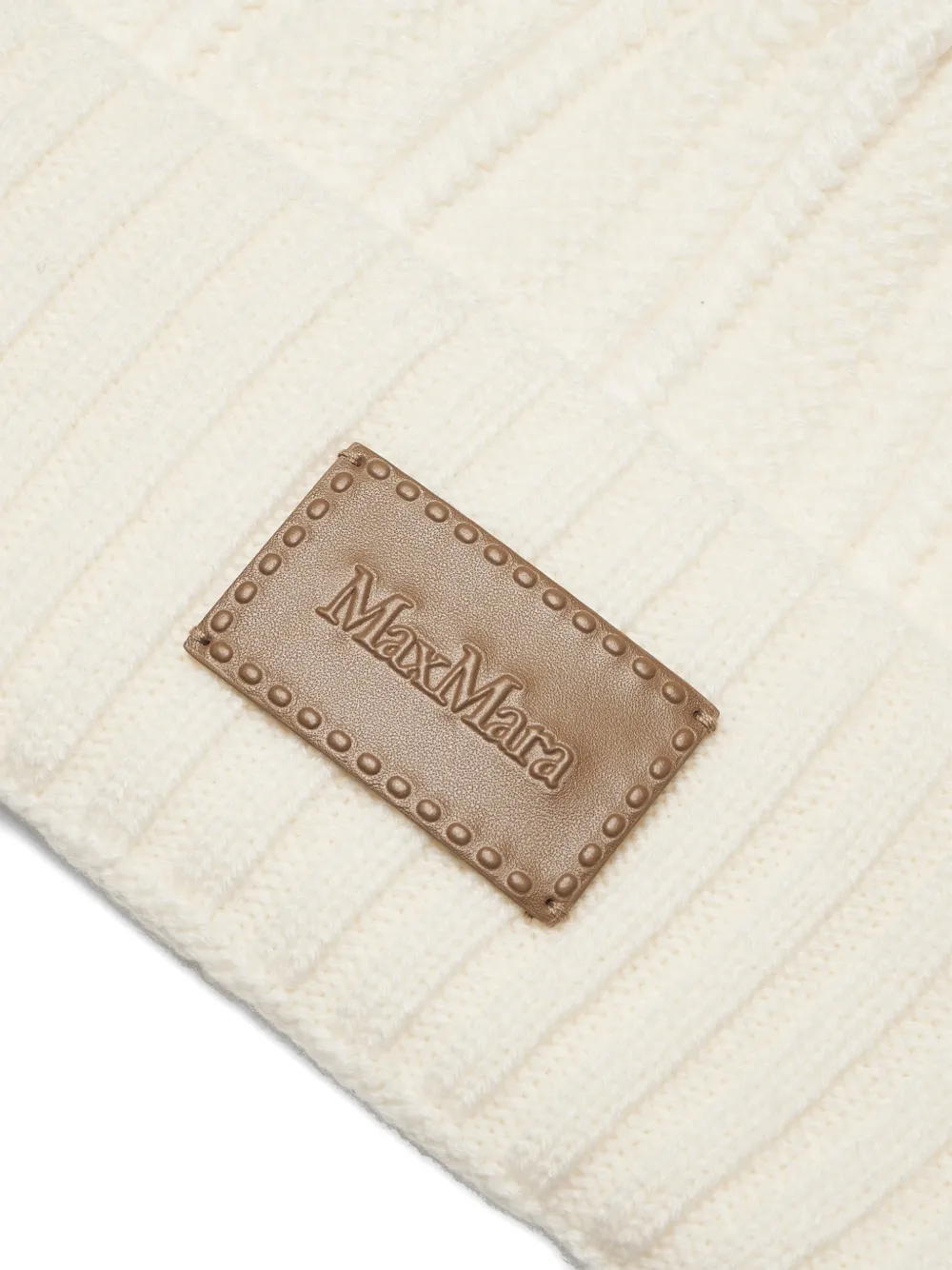 Max Mara Ribbed Patch Beanie In White