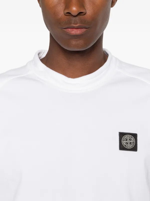 【極美品】ストーンアイランド ロゴパッチ Tシャツ ホワイト Stone Island ロゴ Tシャツ | ホワイト | FARFETCH JP