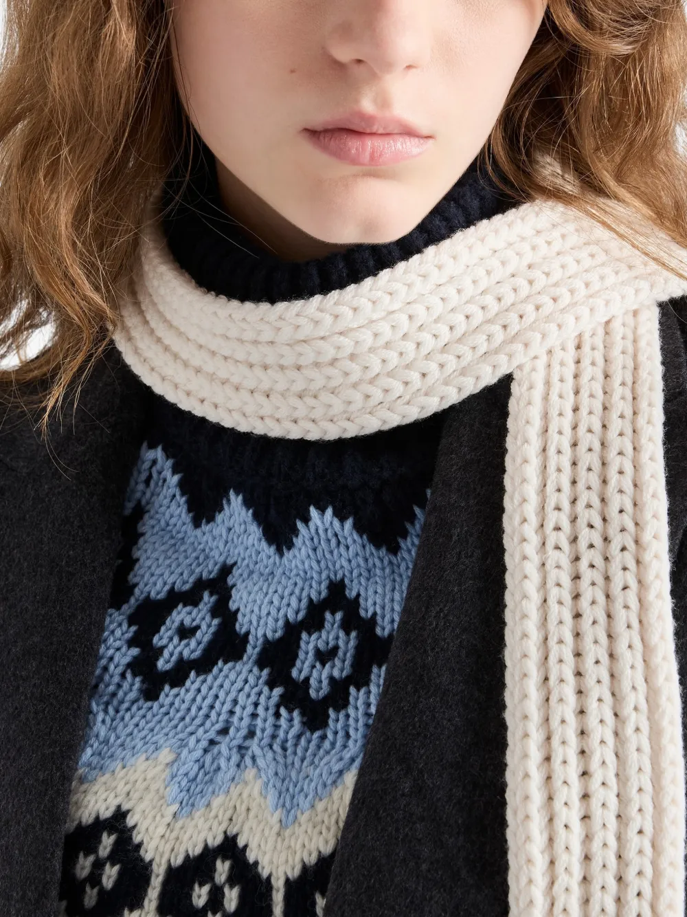 Prada Enameled-triangle Rib-knit Scarf In Neutral