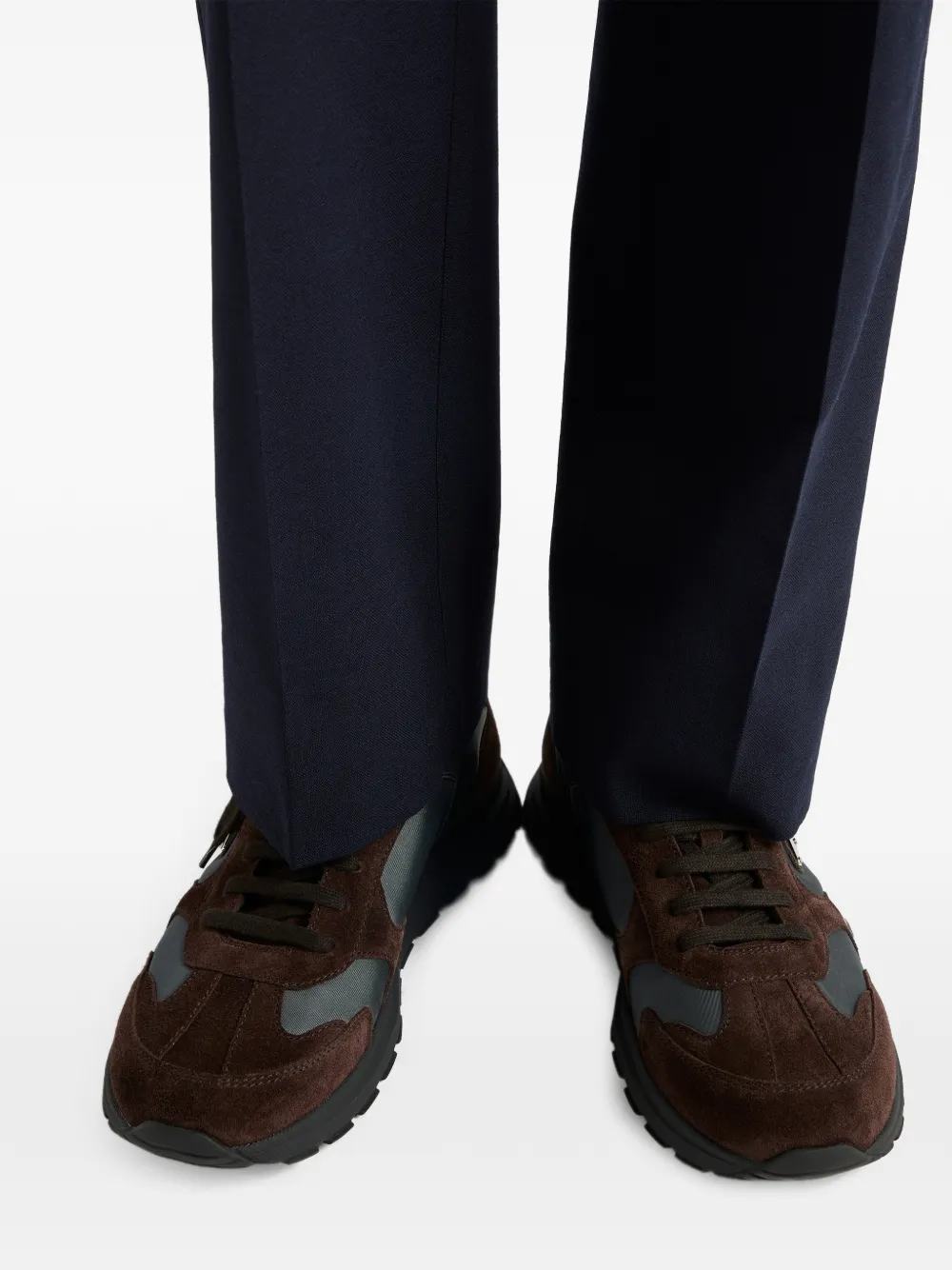 Prada Sneakers met logo Bruin