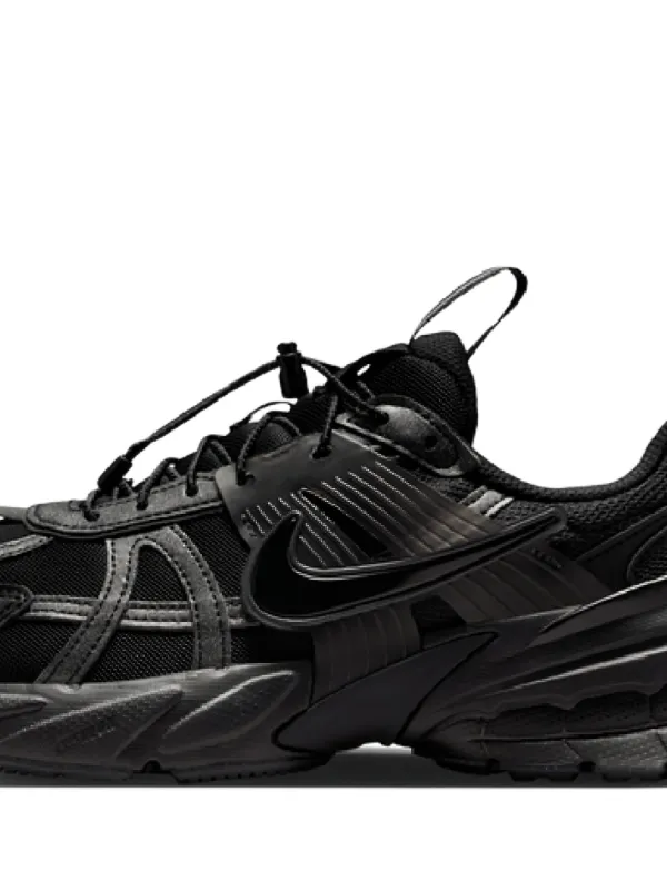 NIKE V2K RUN スニーカー ブラック Nike V2K Run スニーカー | ブラック | FARFETCH JP