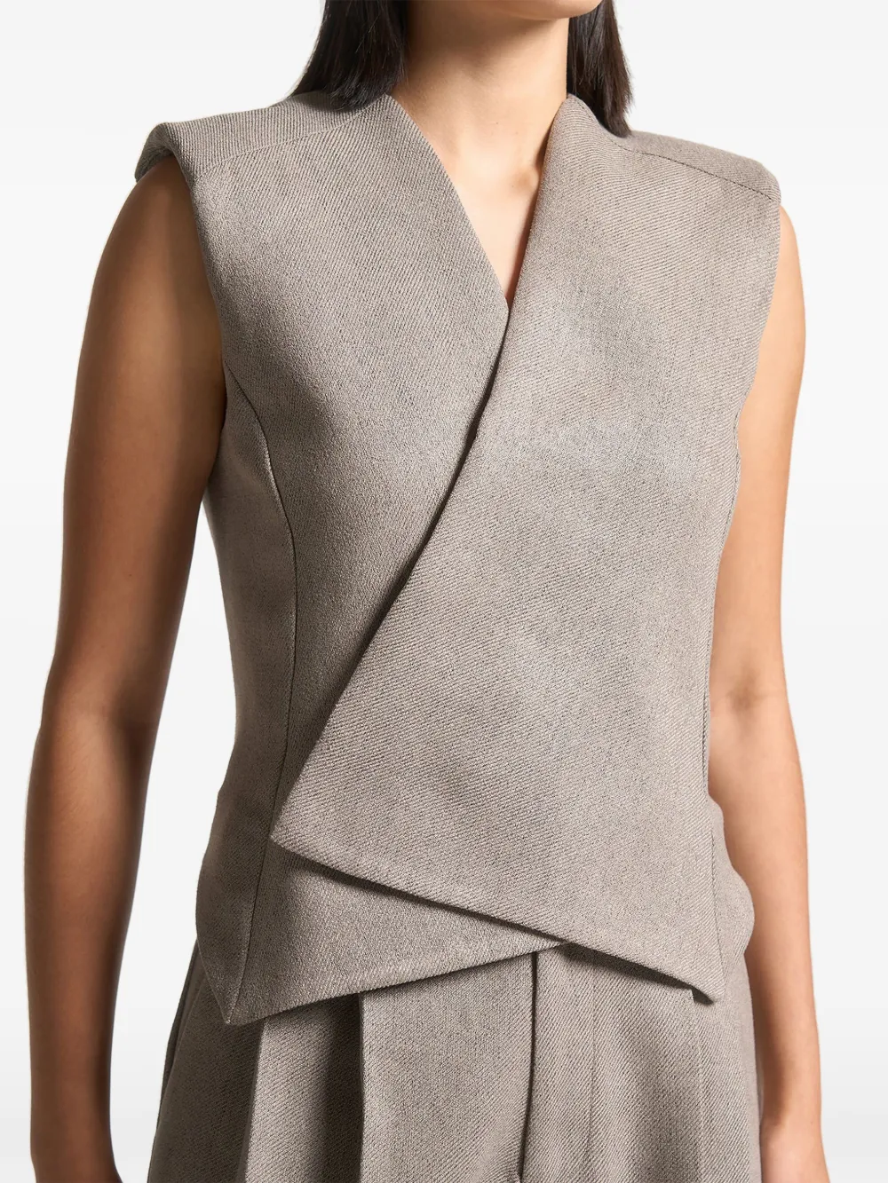 Manière De Voir Laurence gilet met wikkel-effect en textuur Beige