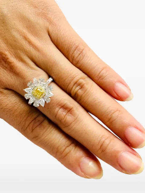 HYT Jewelry 18K white and yellow gold diamond ring