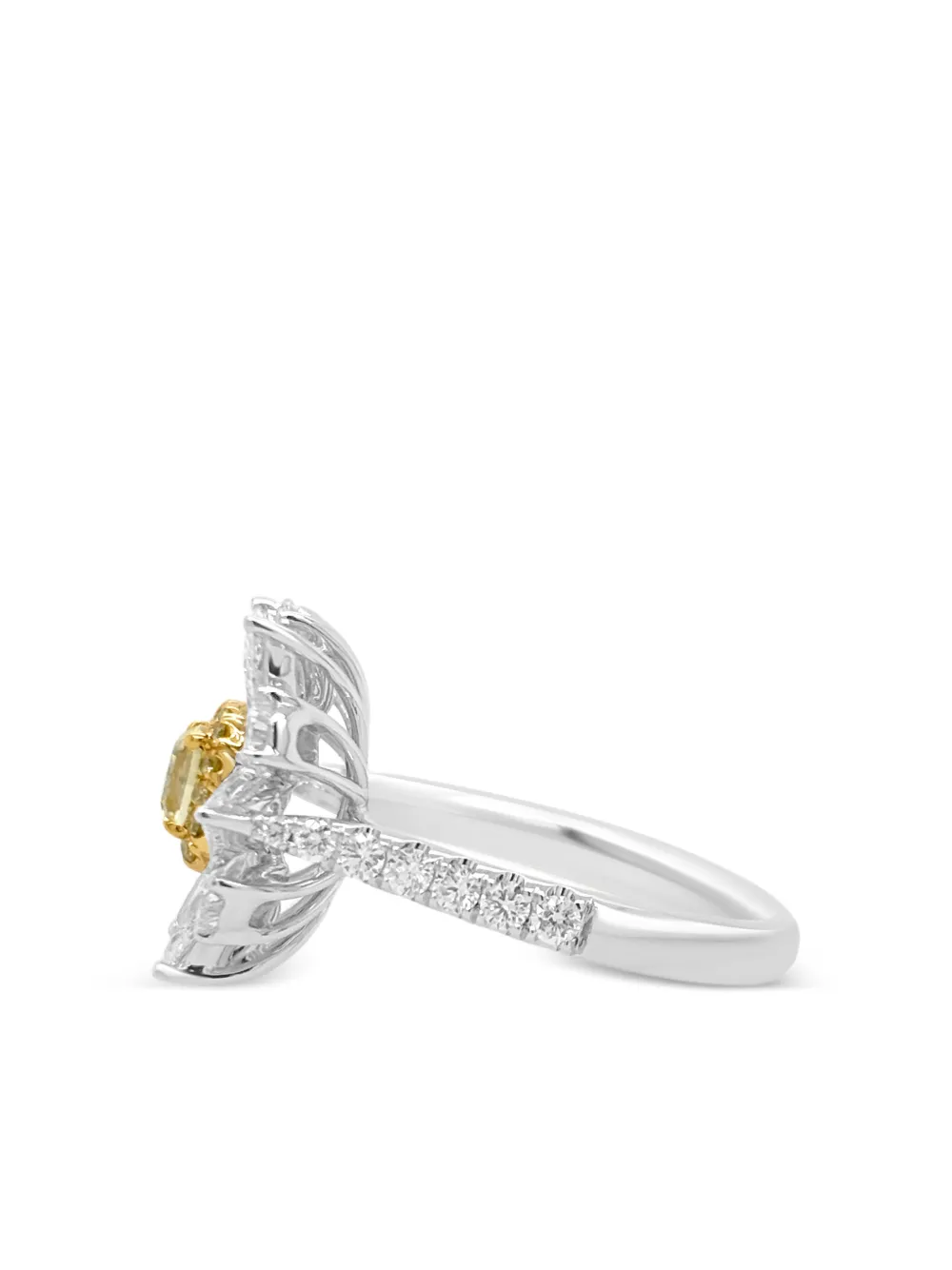 Hyt Jewelry 18k White And Yellow Gold Diamond Ring In Metallic