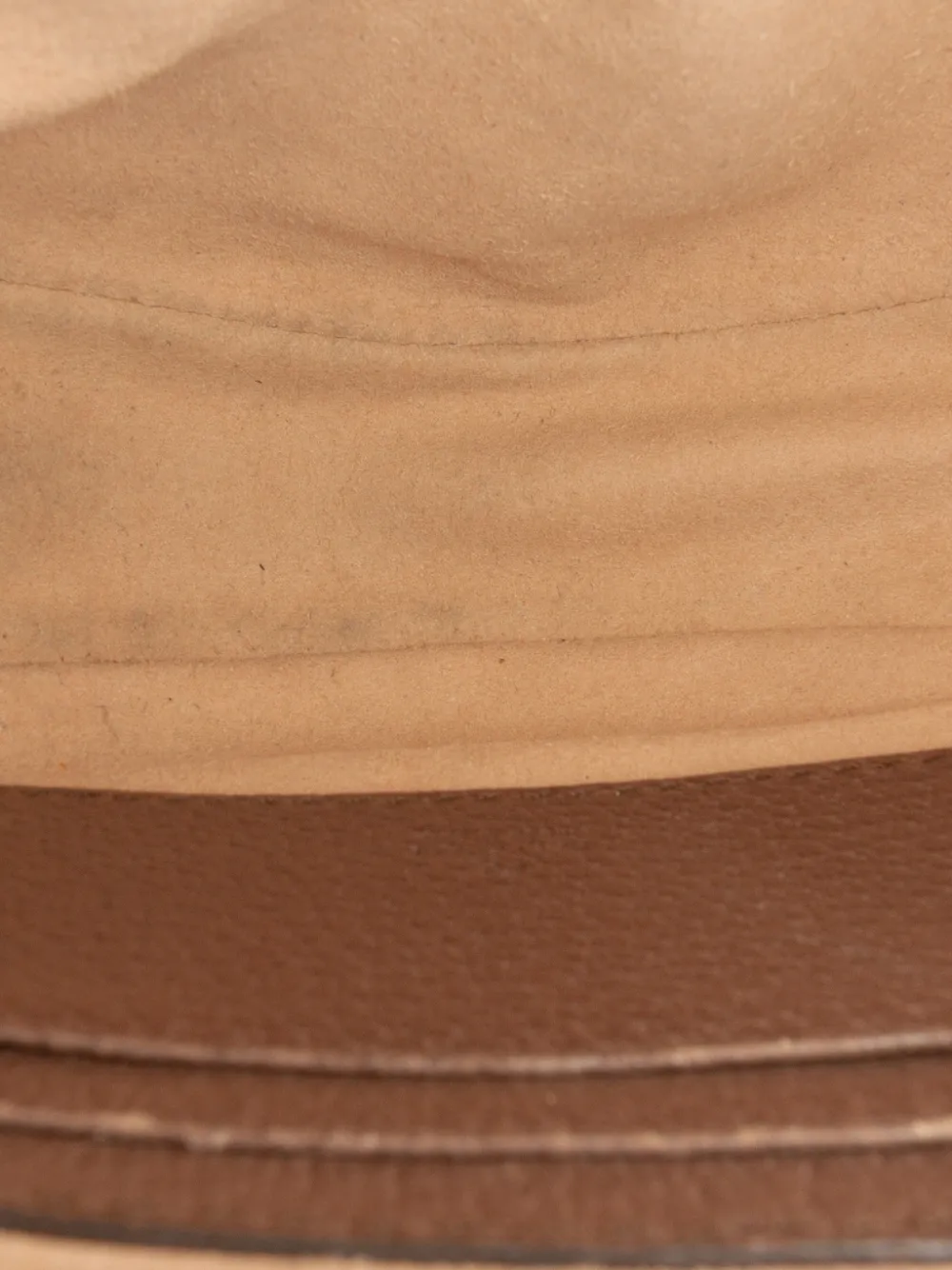 Pre-owned Gucci 2016-2025 Gg Supreme Ophidia Round Clutch Bag In Brown