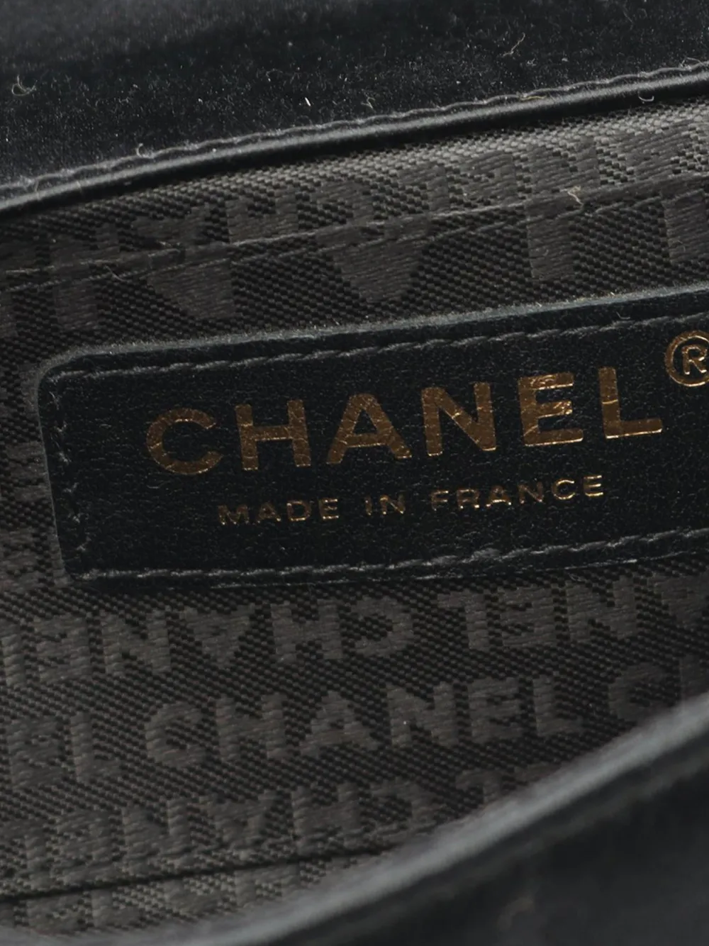 CHANEL Pre-owned 2005-2006 Mini Choco Bar Quilted Satin Camellia Flap Crossbody Bag In Black