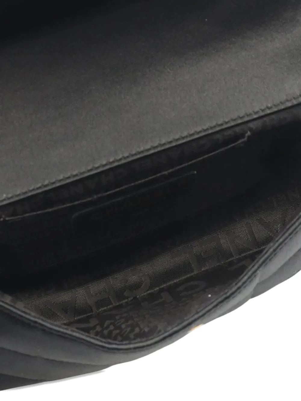 CHANEL Pre-owned 2005-2006 Mini Choco Bar Quilted Satin Camellia Flap Crossbody Bag In Black