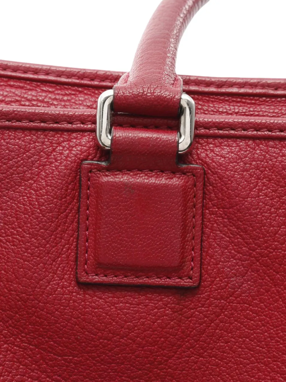 Click to view more detailed imagery on our partner's website Pre-owned Loewe 2010-2025 Leather Amazona 36 Handbag In Red