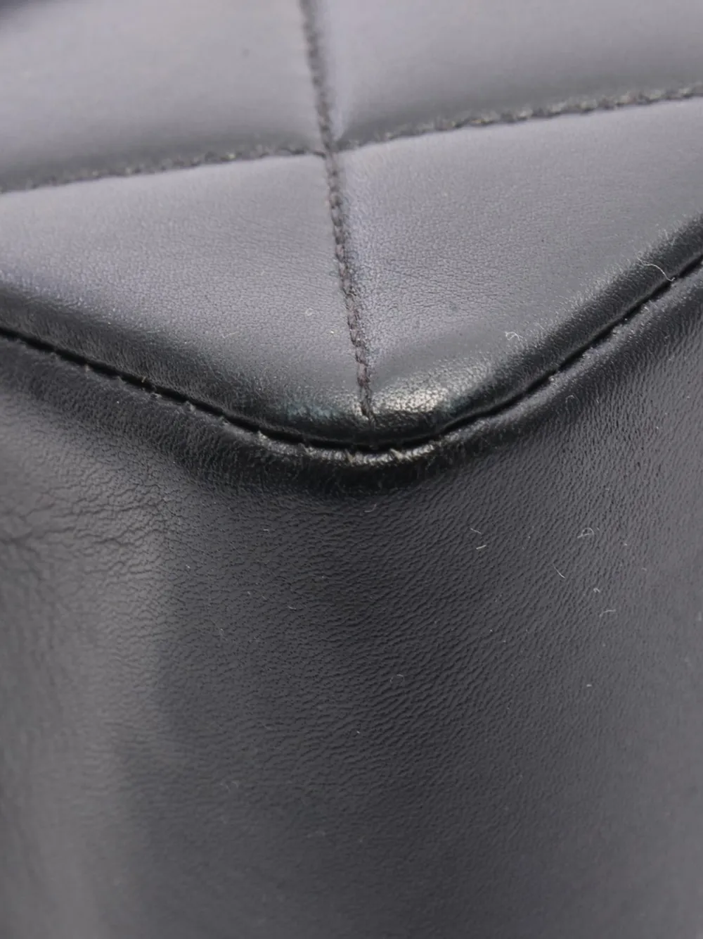 CHANEL Pre-owned 1991-1994 Maxi Jumbo Cc Quilted Lambskin Shoulder Bag In Black