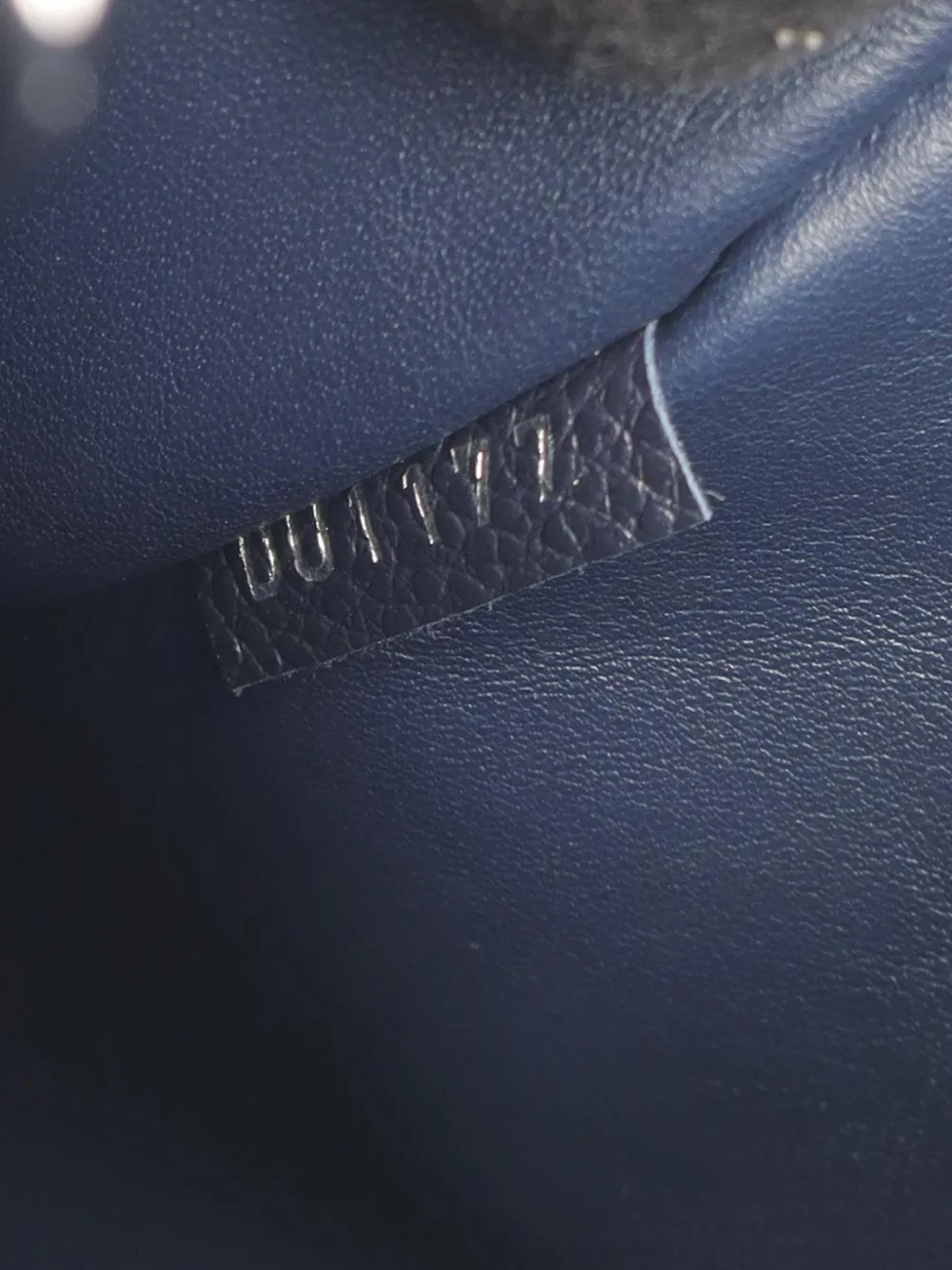 LOUIS VUITTON Pre-owned 2017 City Steamer Mm Satchel In Blue