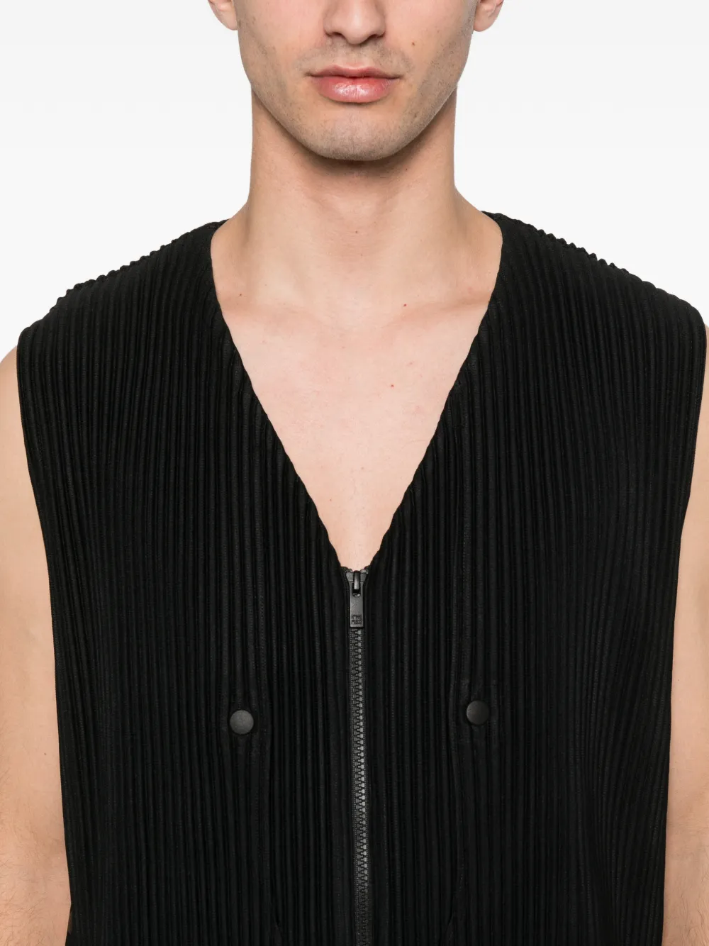 HOMME PLISSÉ ベスト Homme Plissé Issey Miyake Quarry ジップベスト | ブラック | FARFETCH JP