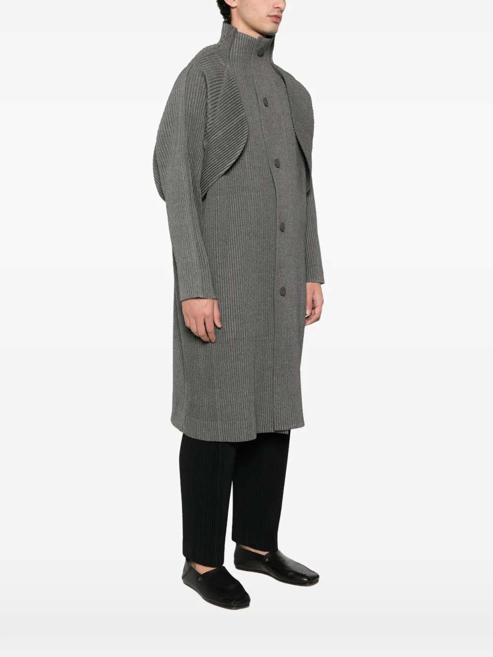 Homme Plissé Issey Miyake Geplooide jas met trechterhals Grijs