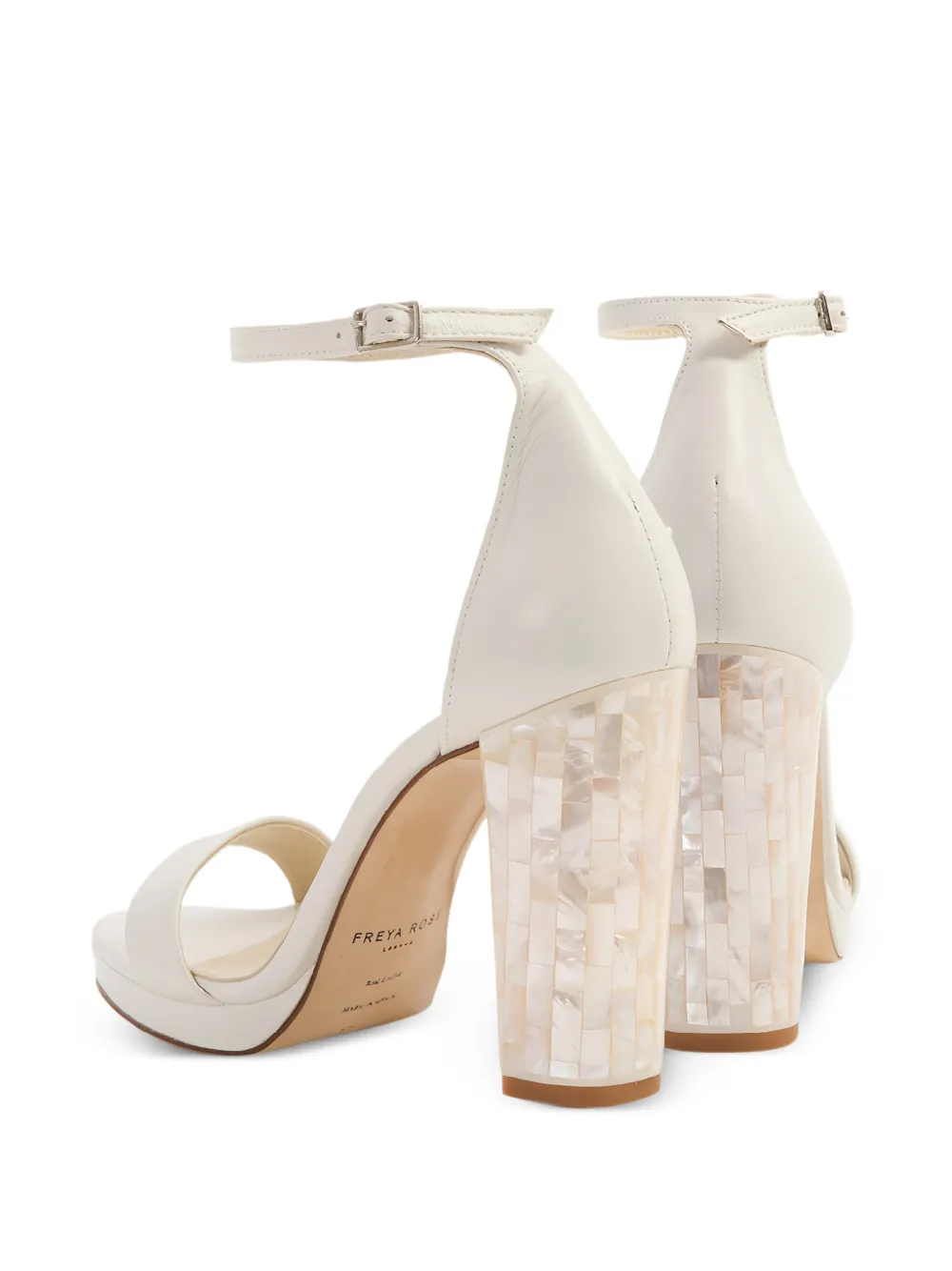 FREYA ROSE Dove sandalen met blokhak Wit
