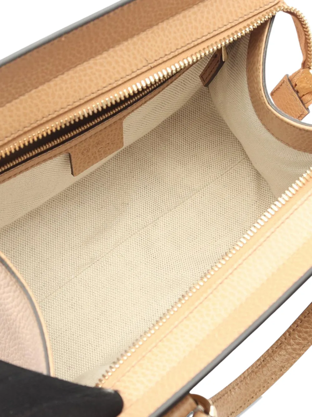 Pre-owned Gucci 2016-2025 Medium Dollar Interlocking G Soho Satchel In Brown