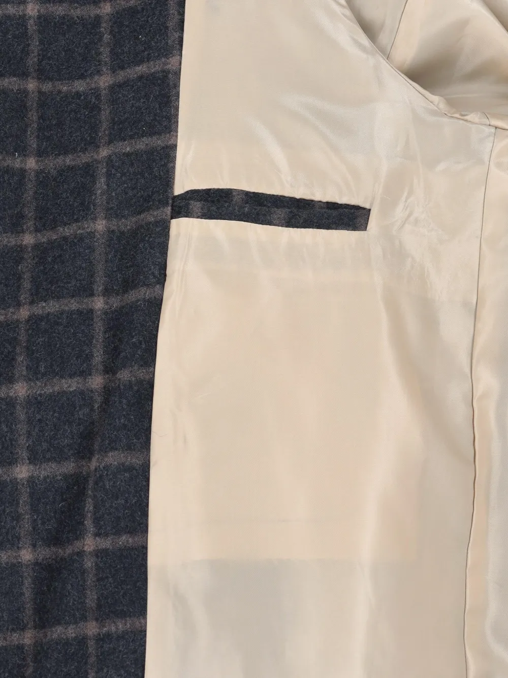 VINTAGE Pre-owned Checked Notched-collar Wool Coat In Gray