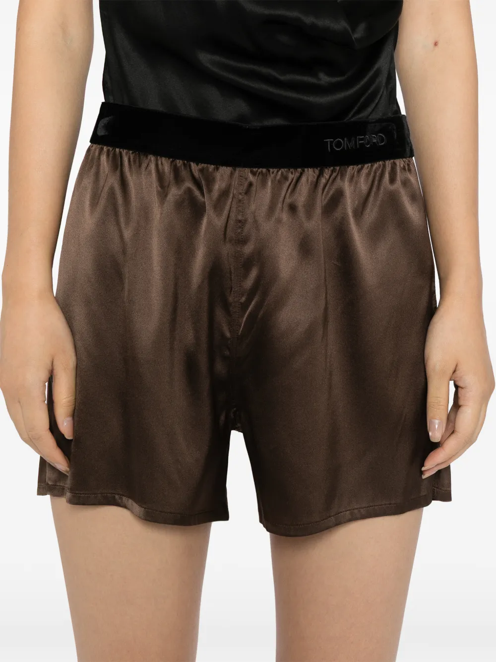 TOM FORD Satijnen shorts Bruin