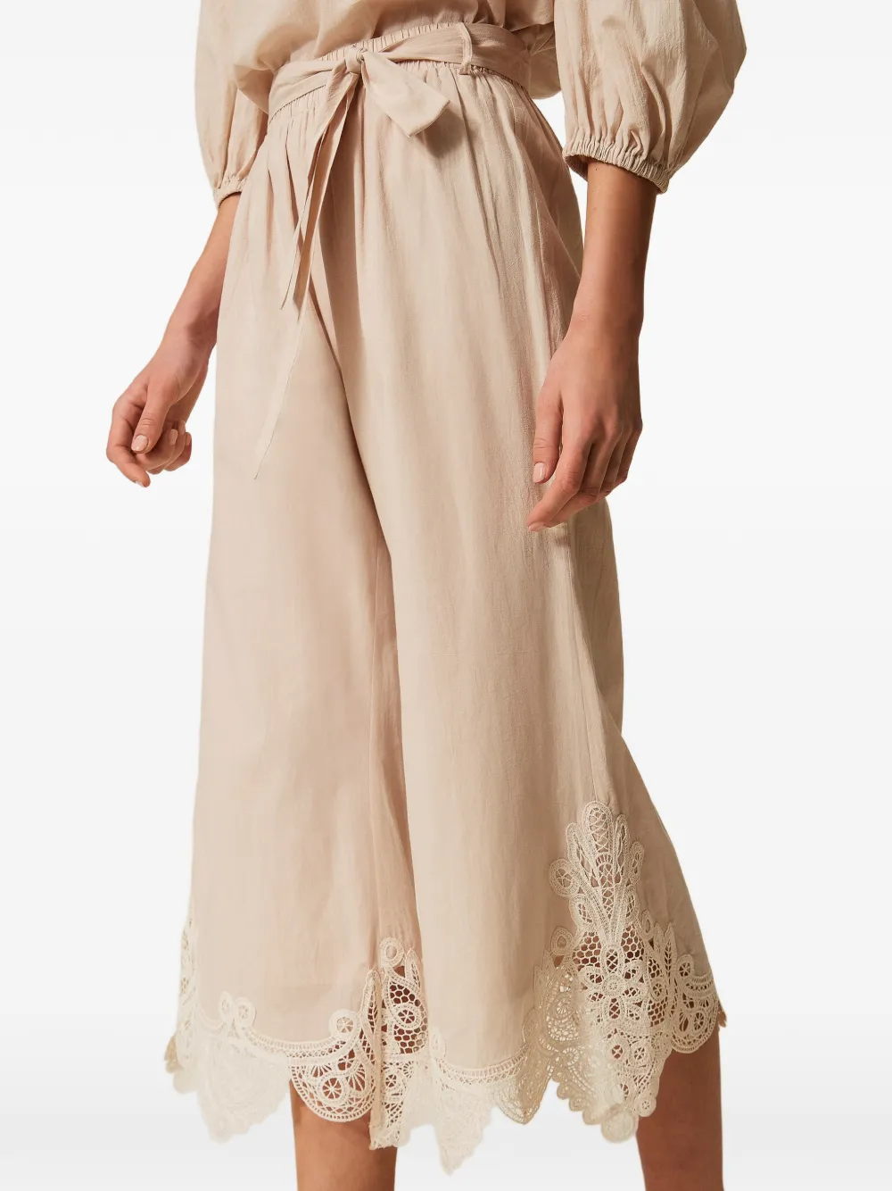 TWINSET Broek met afwerking van kant Beige