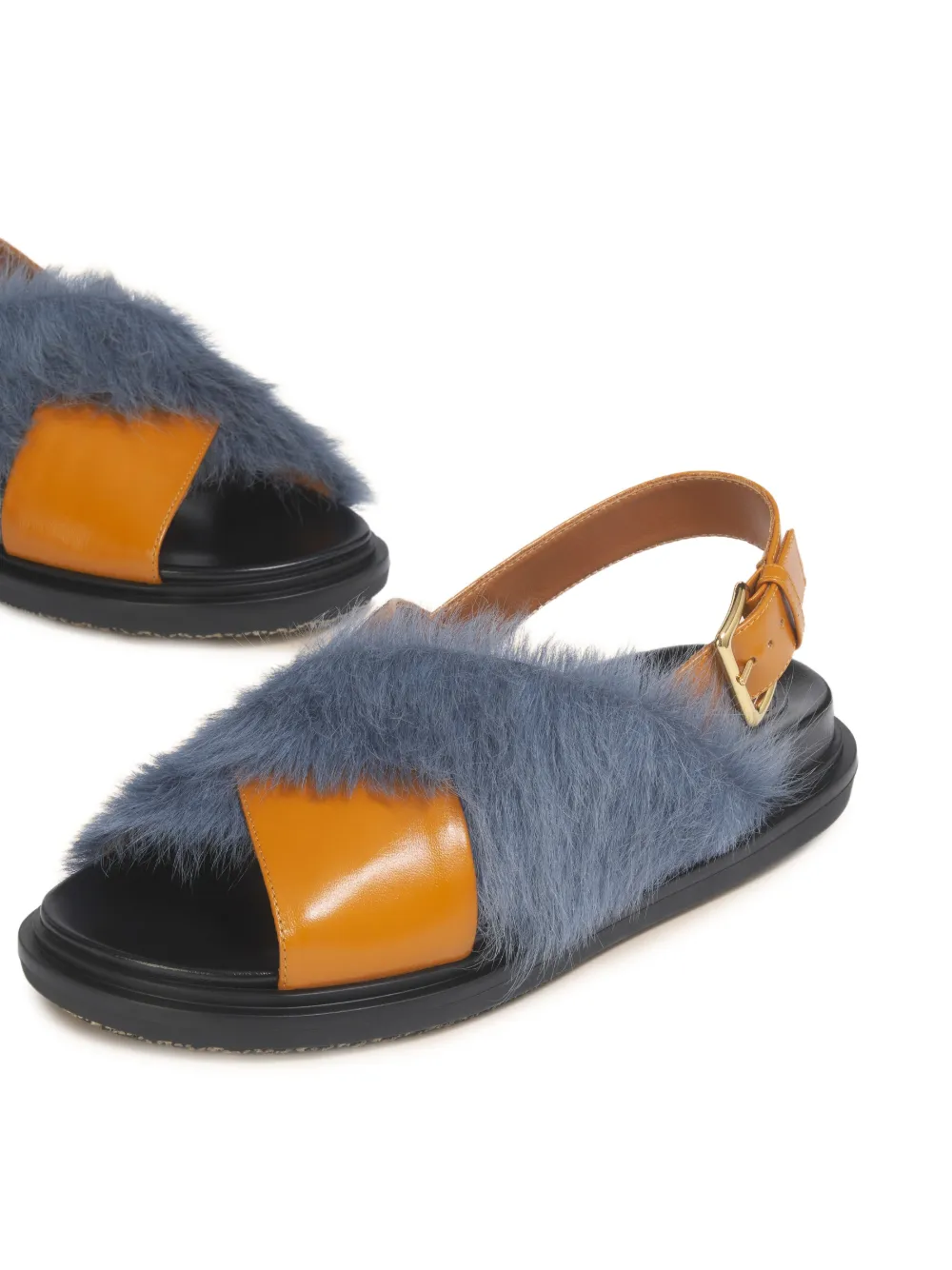 Marni Fussbett sandalen met gekruiste bandjes Bruin