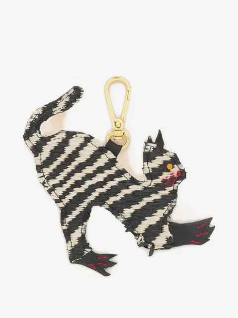 Marni Charm in Bast-Optik mit Tier-Alphabet
