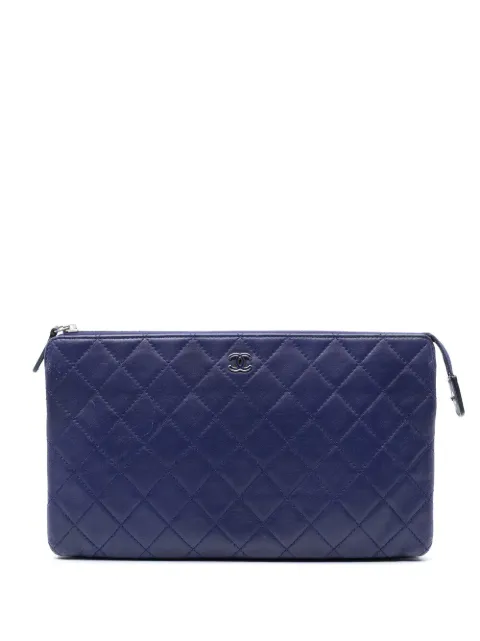 CHANEL Pre-Owned bolsa de mano de piel de cordero capitonada con logo CC 2015-2016