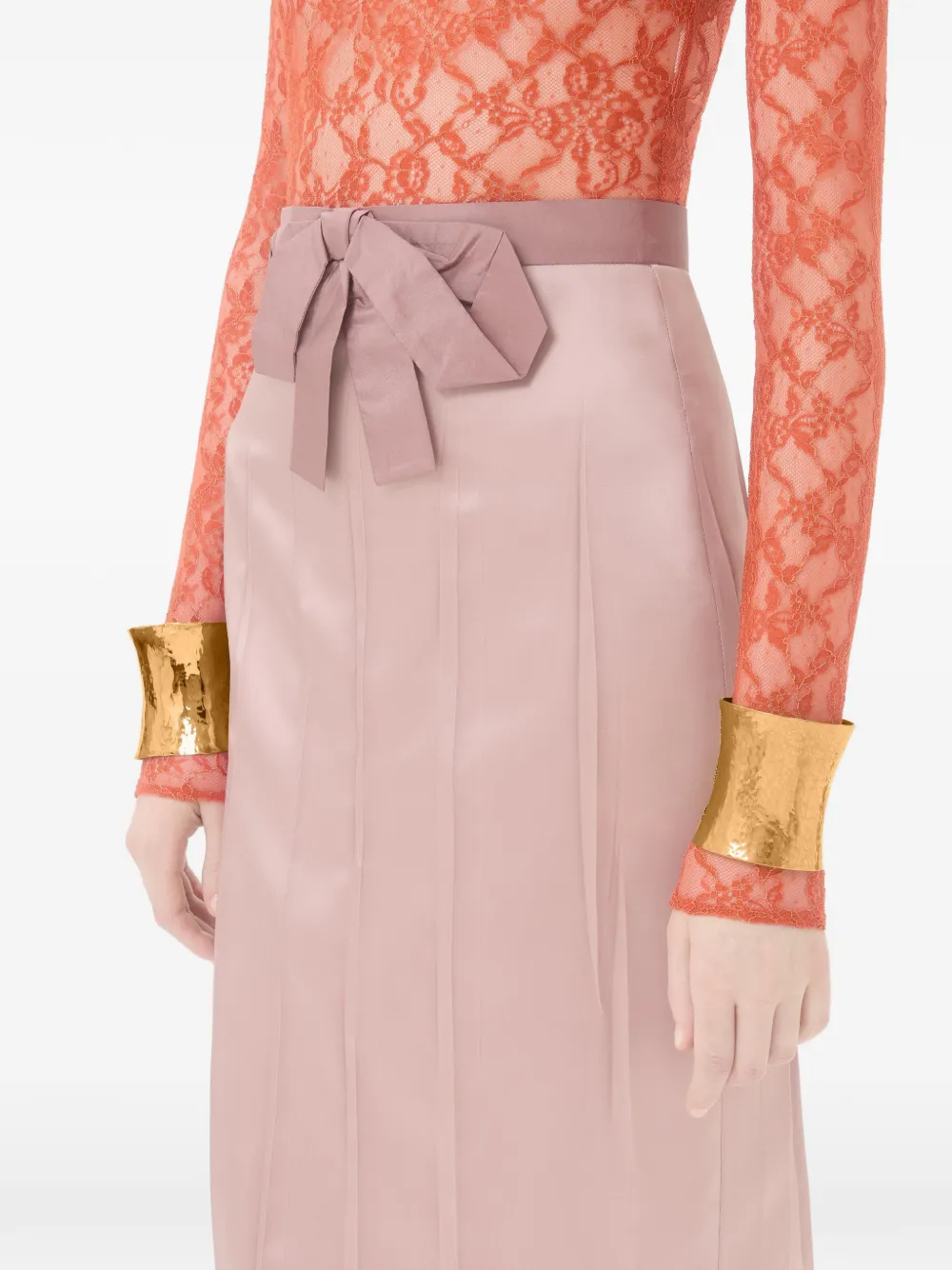 Valentino Garavani Cuffy armband met gehamerd patroon - Goud