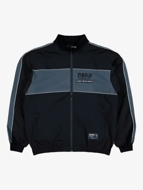 Neighborhood zip-fastening jacket