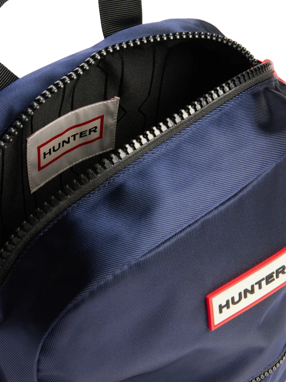 IONA 标贴双肩包