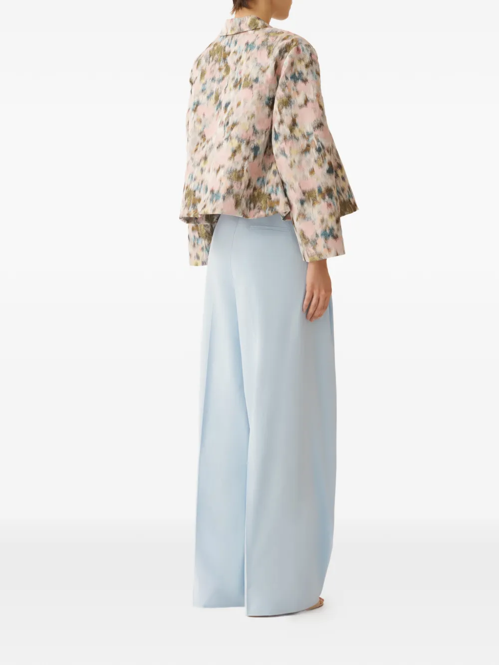 Fabiana Filippi Jack met bloemen en knopen Roze