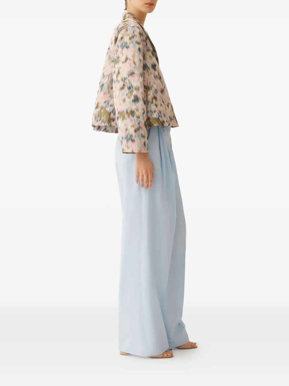 Fabiana Filippi Jack met bloemen en knopen Roze