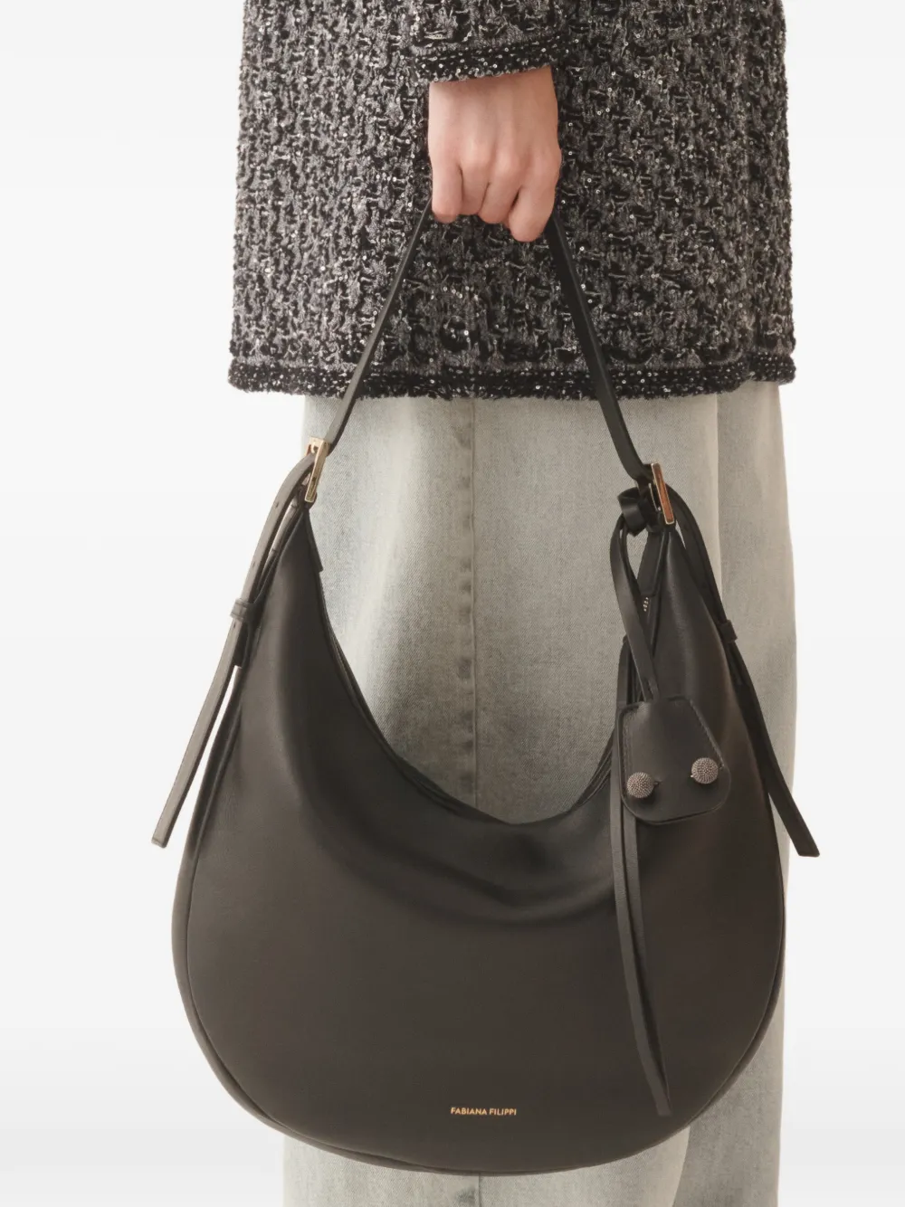 Fabiana Filippi maxi logo-detail shoulder bag - Zwart