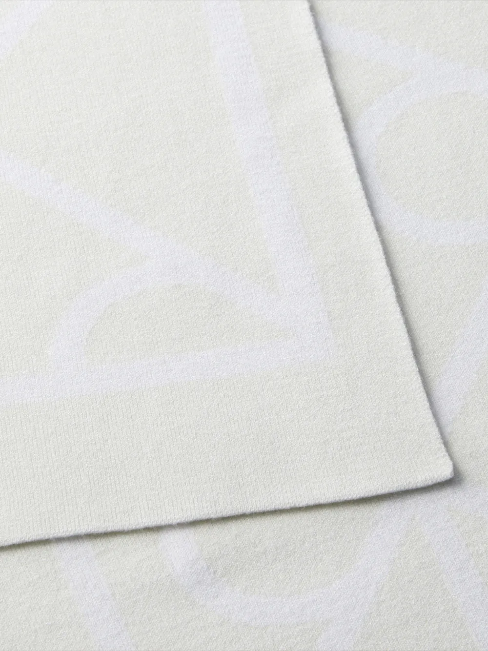 Calvin Klein pattern scarf | Image 2