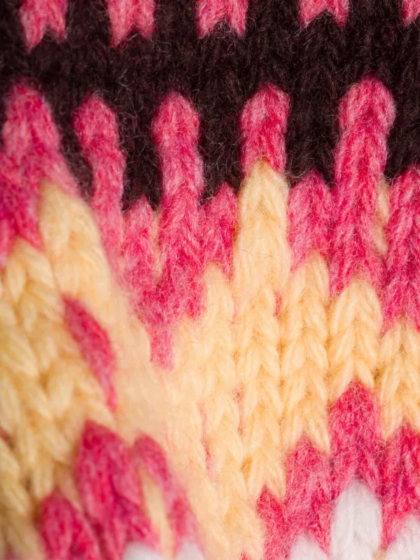 Miu Miu Jacquard logo-detail Beanie Hat | Pink | FARFETCH display picture 2