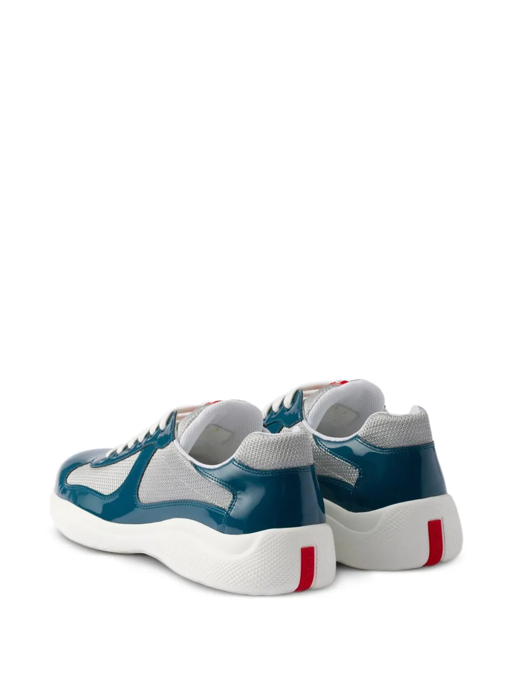Prada Lakleren sneakers met logodetail Blauw