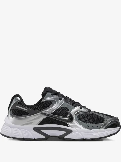 Nike V5 RNR Sneakers