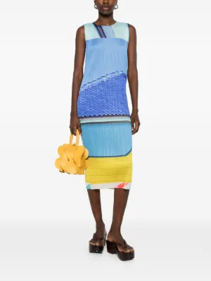 Pleats Please by Issey Miyake（プリーツ・プリーズ・イッセイ