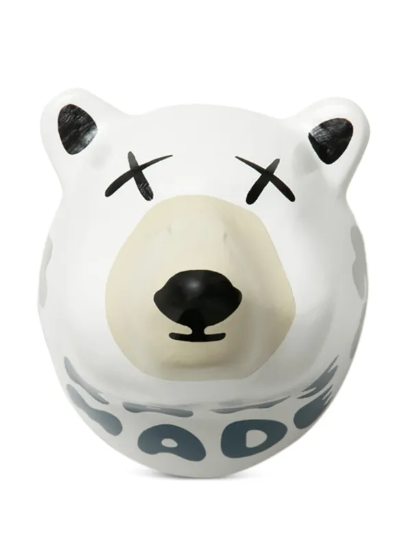 HUMAN MADE/ polar bear ラグマット KAWS x Human Made Polar-Bear Pulp Figure | White | FARFETCH