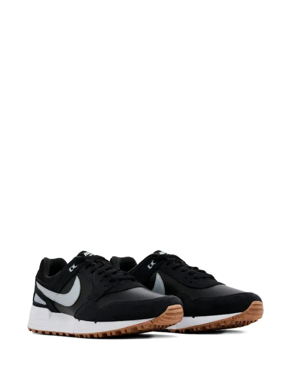 black nike pegasus 89
