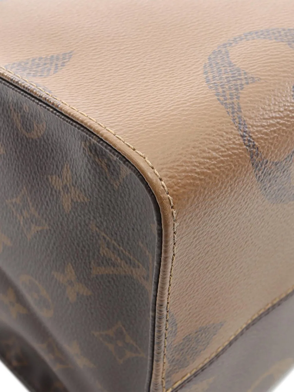 2021 Monogram Reverse Giant Onthego Gm Satchel