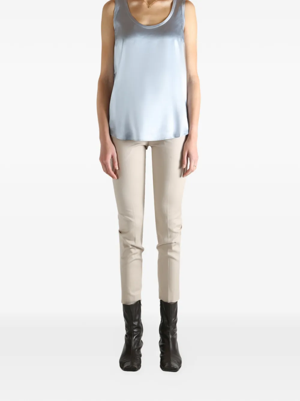 Brunello Cucinelli top con cuello redondo | Chalecos y camisetas | Image 2