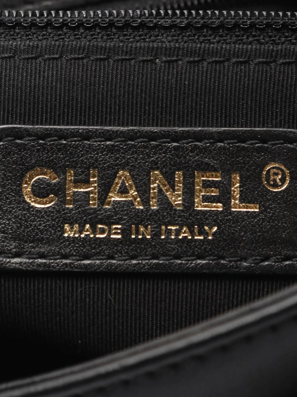 CHANEL Pre-owned 2018-2019 Medium Quilted Lambskin Lovely Day Single Flap Crossbody Bag In Black