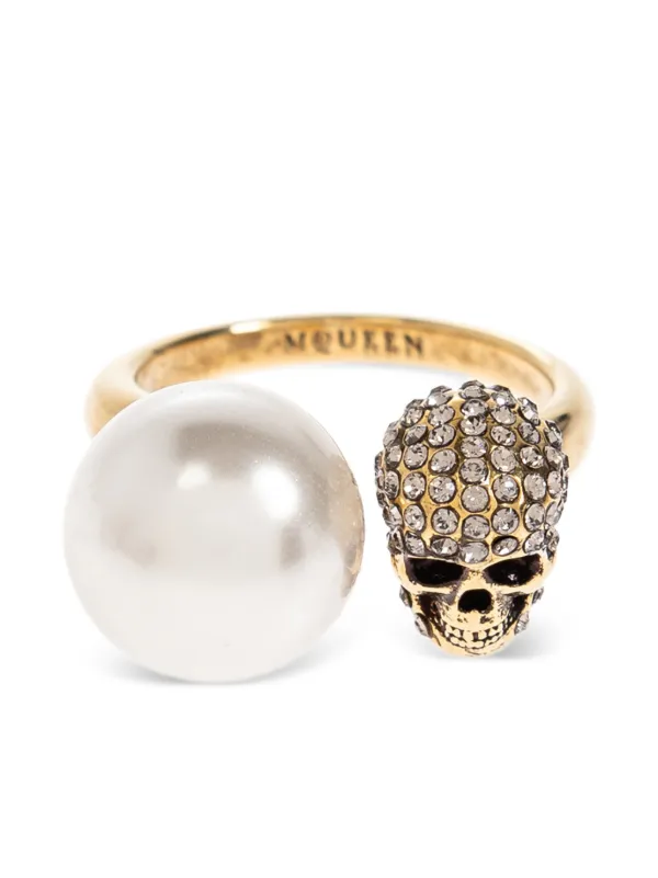 Alexander McQueen Pearl-like Skull Ring in Gold