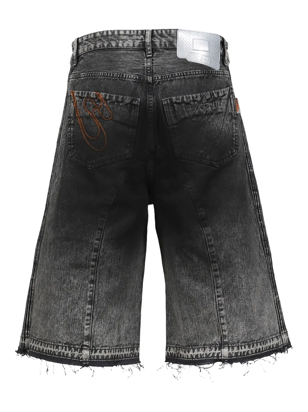 PDF frayed denim  shorts | Shorts de mezclilla | Image 2