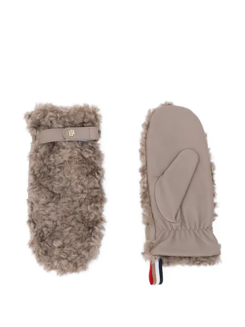 BOSS x Steiff strap gloves